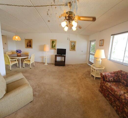 Village Green II Sussex Bldg - Residential