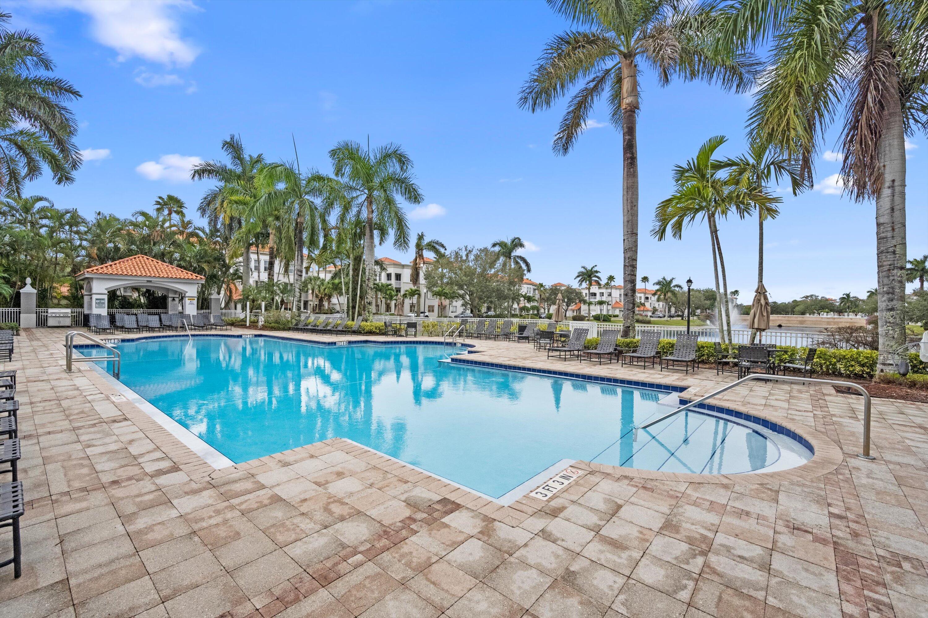 RESIDENCES AT LEGACY PLACE CONDO - Residential Lease