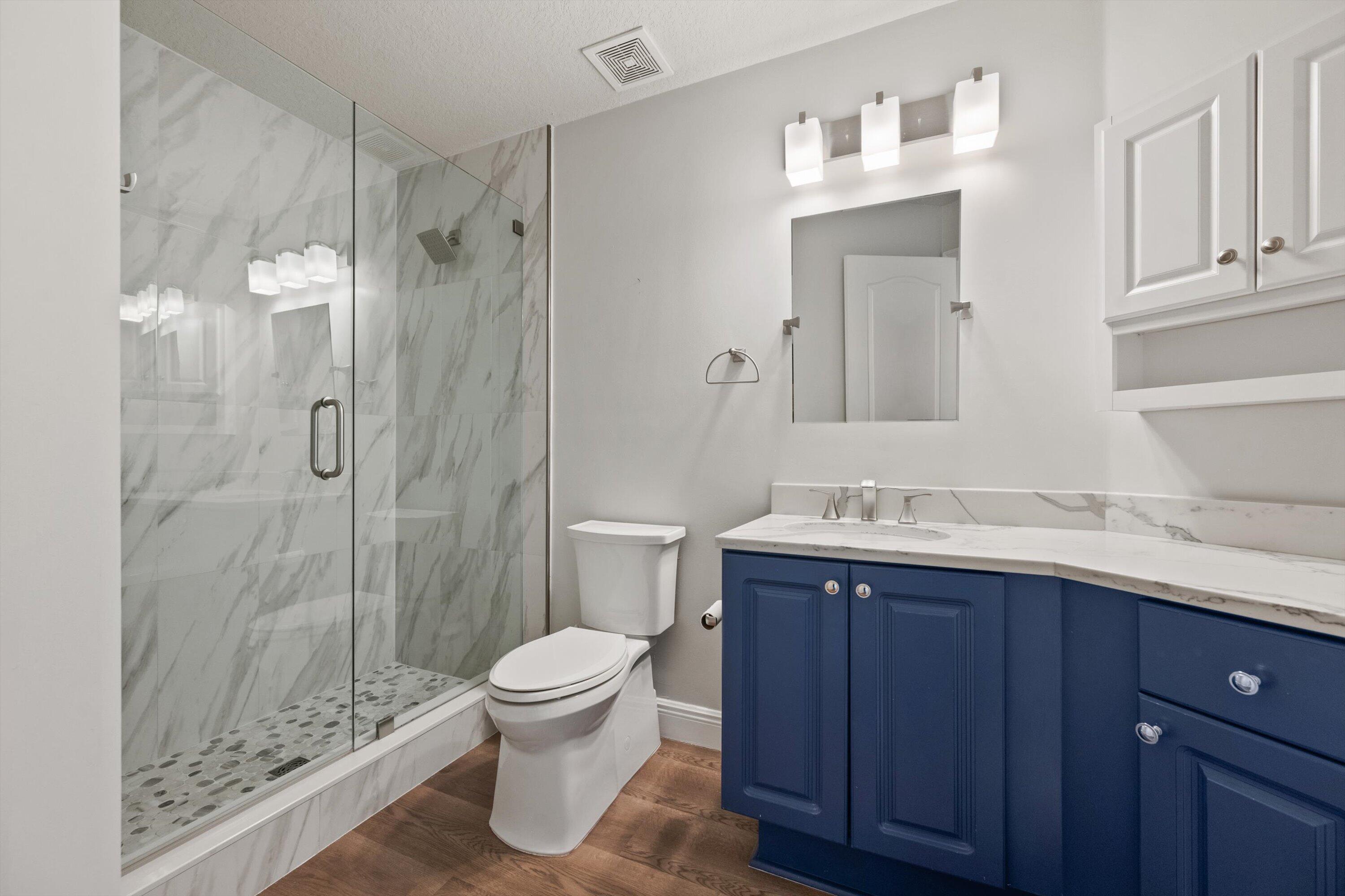 RESIDENCES AT LEGACY PLACE CONDO - Residential Lease