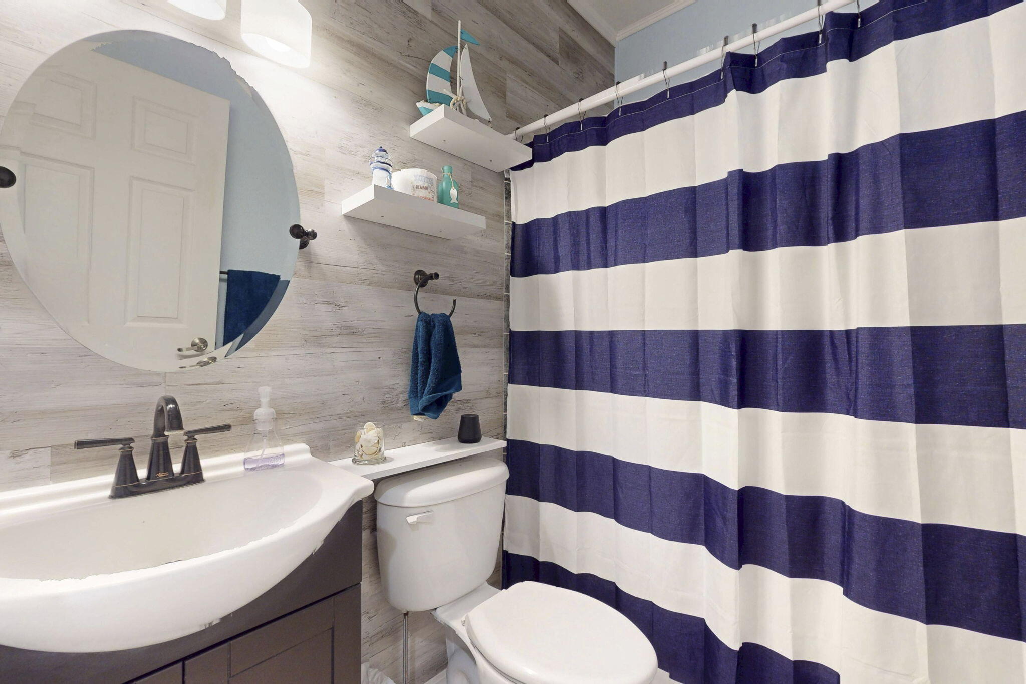 FAIRWAYS AT SAVANNA CLUB - Residential