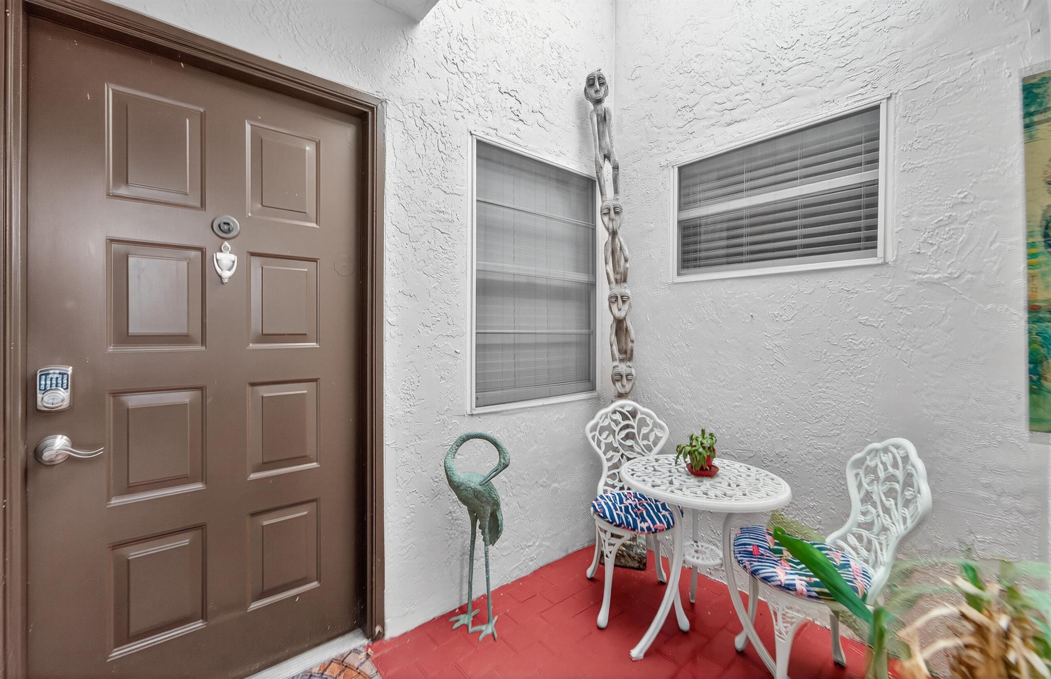 HUNTINGTON POINTE - Residential