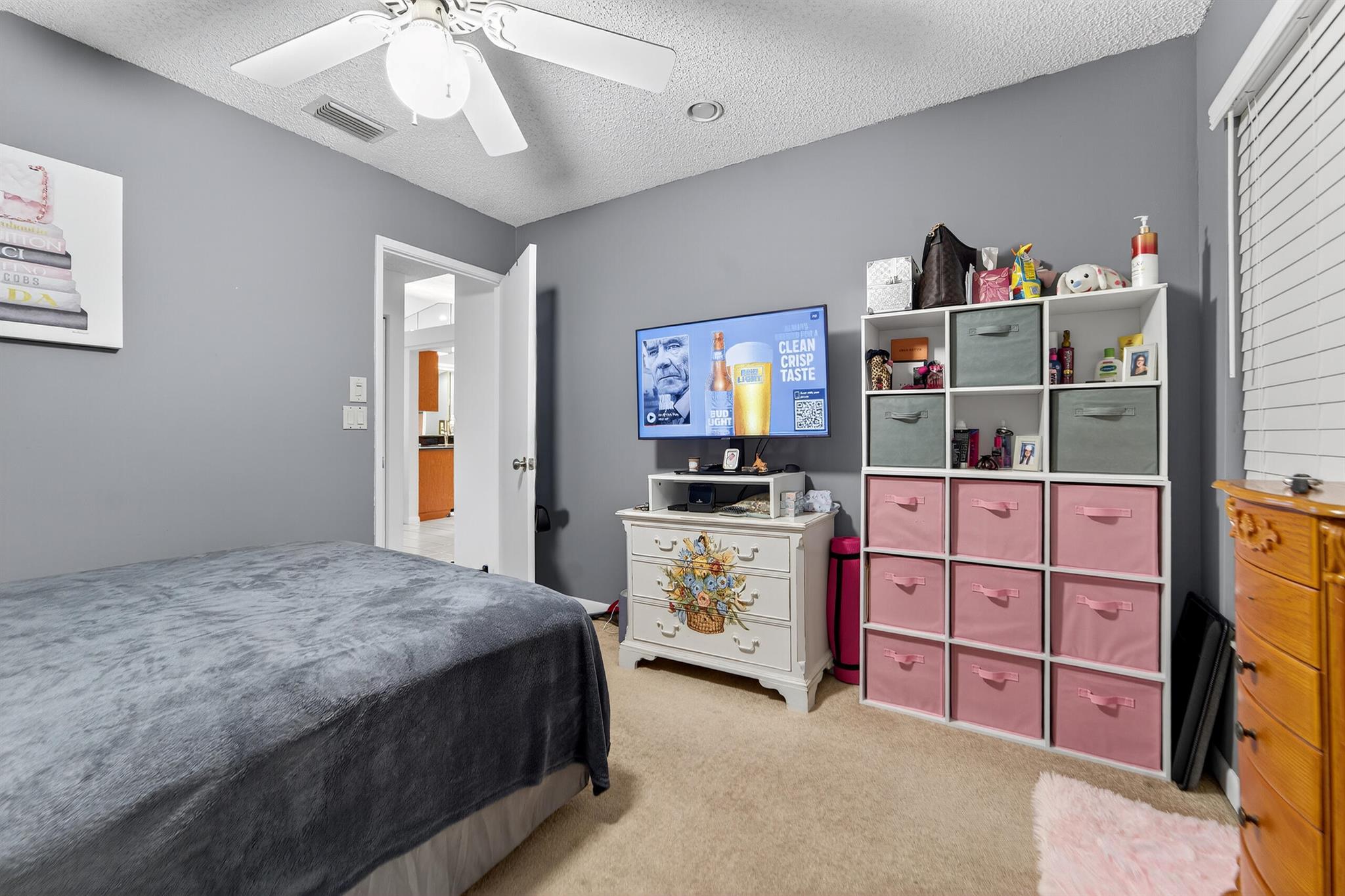 HUNTINGTON POINTE - Residential