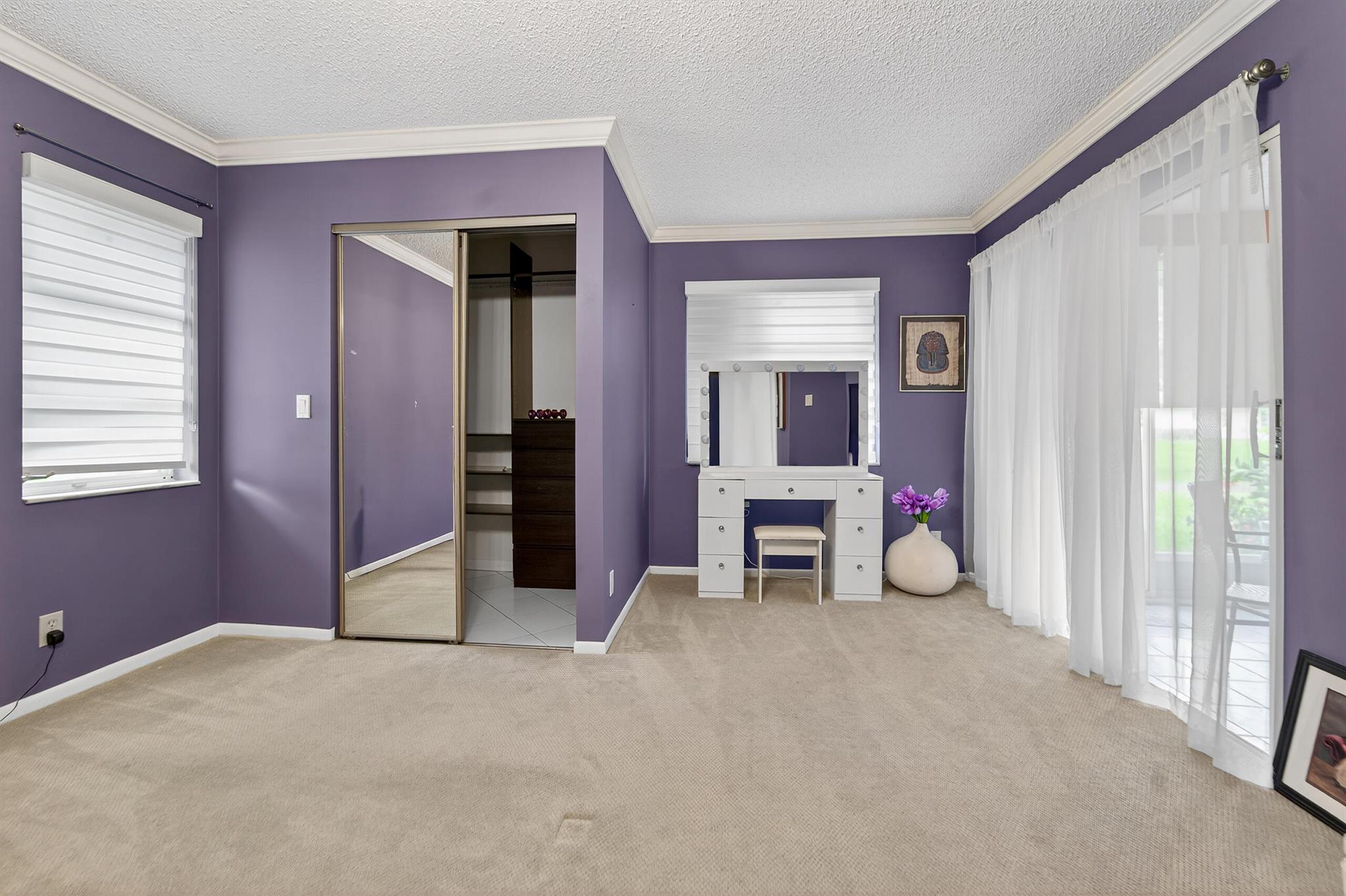 HUNTINGTON POINTE - Residential