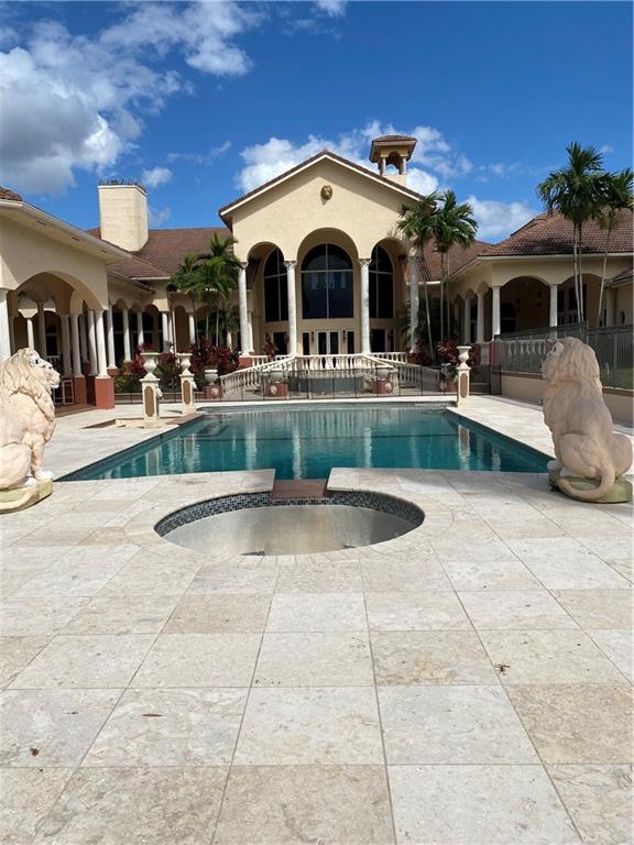 Bonaventure 82-43 B - Residential