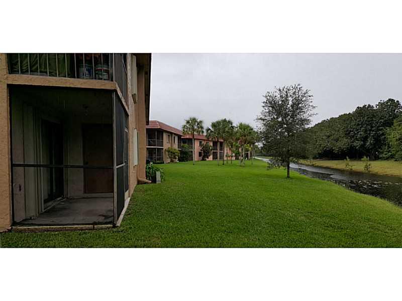 Racquet Club - Residential