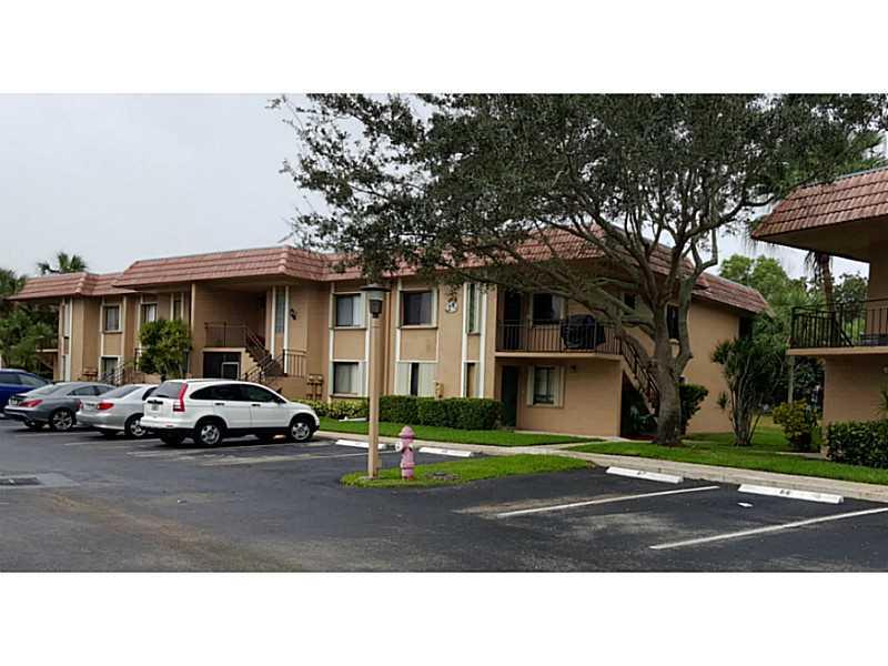 Racquet Club - Residential