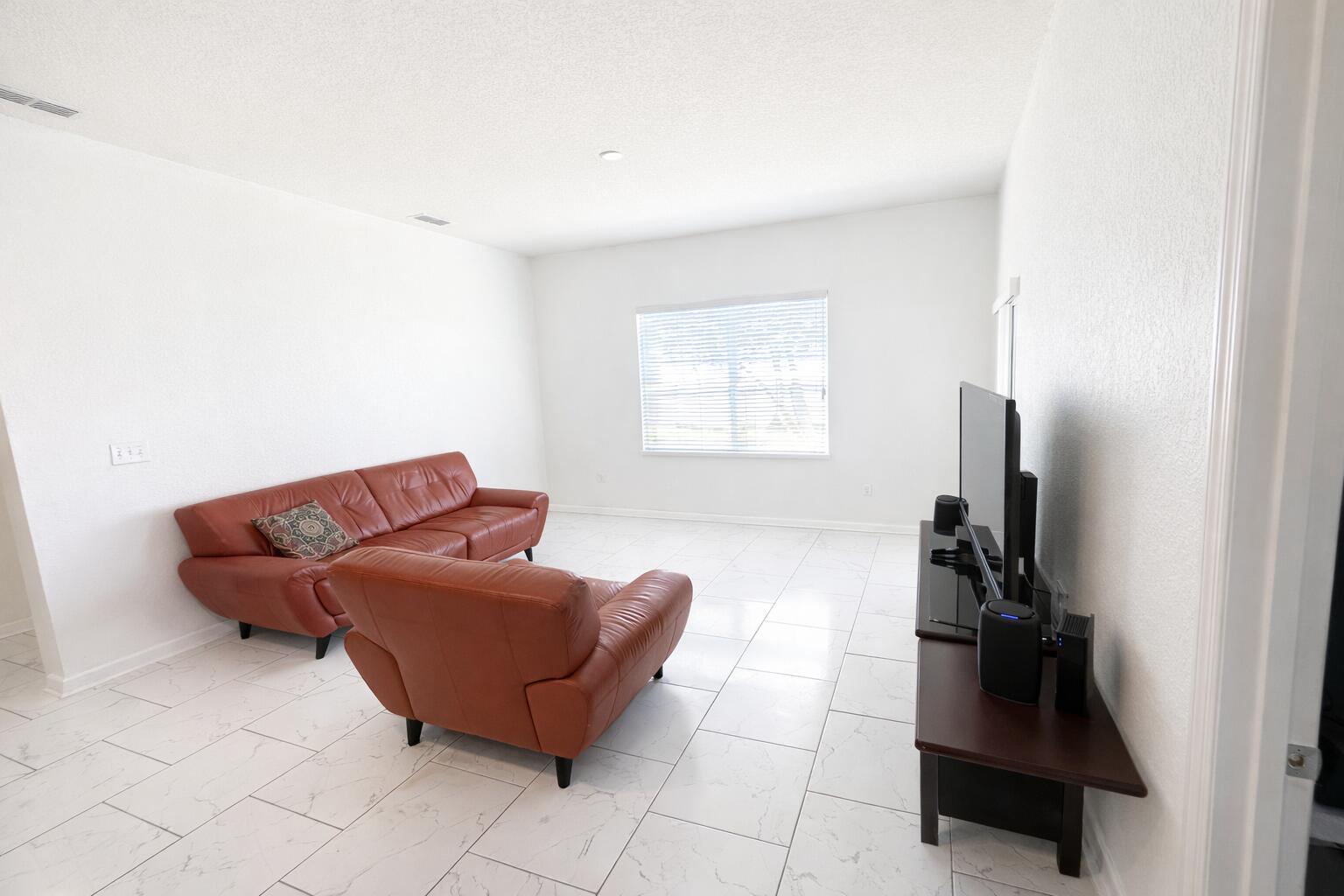 MYSTERY RIDGE - Residential