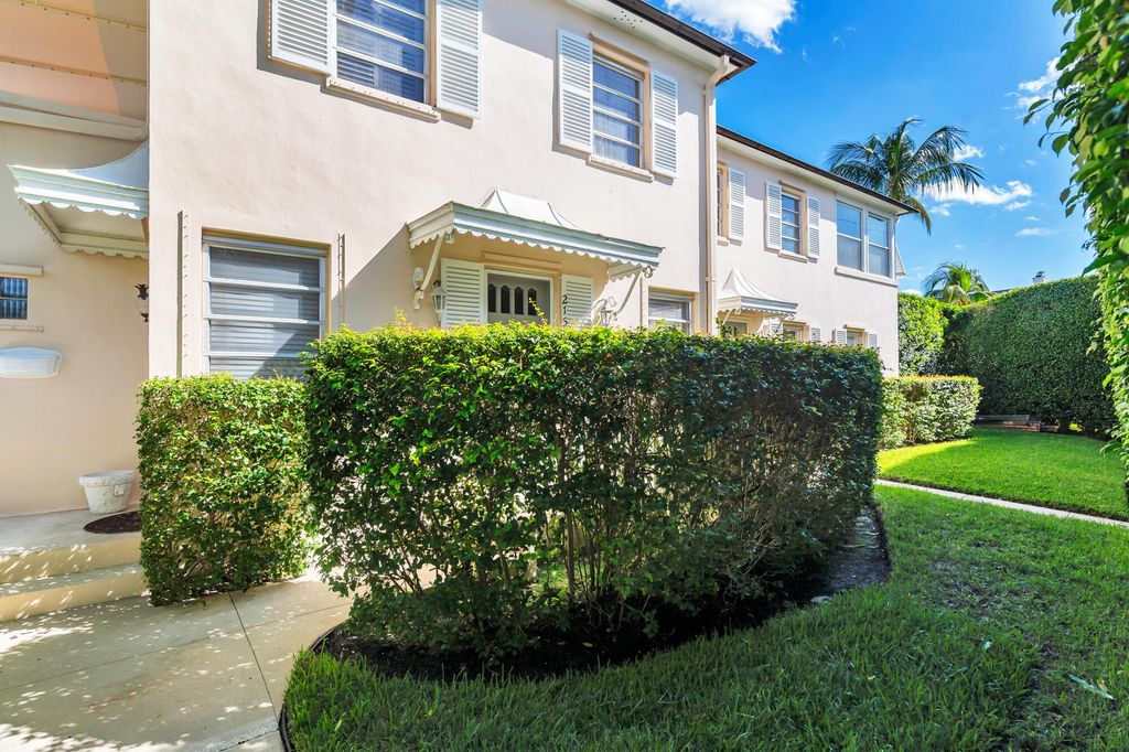 Photo of 215 S County Road, Palm Beach, FL 33480 (MLS # R11140839)