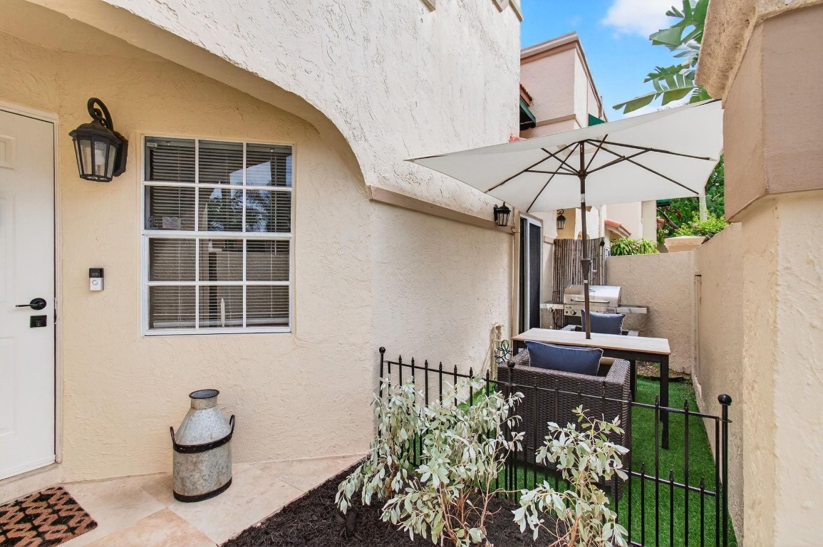 Plum At Boca Pointe - Residential