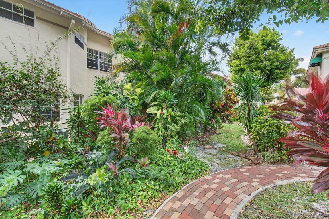 Plum At Boca Pointe - Residential