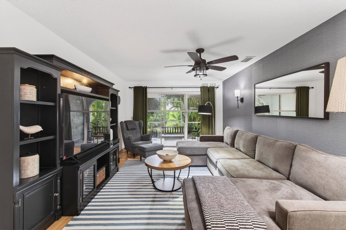 Plum At Boca Pointe - Residential