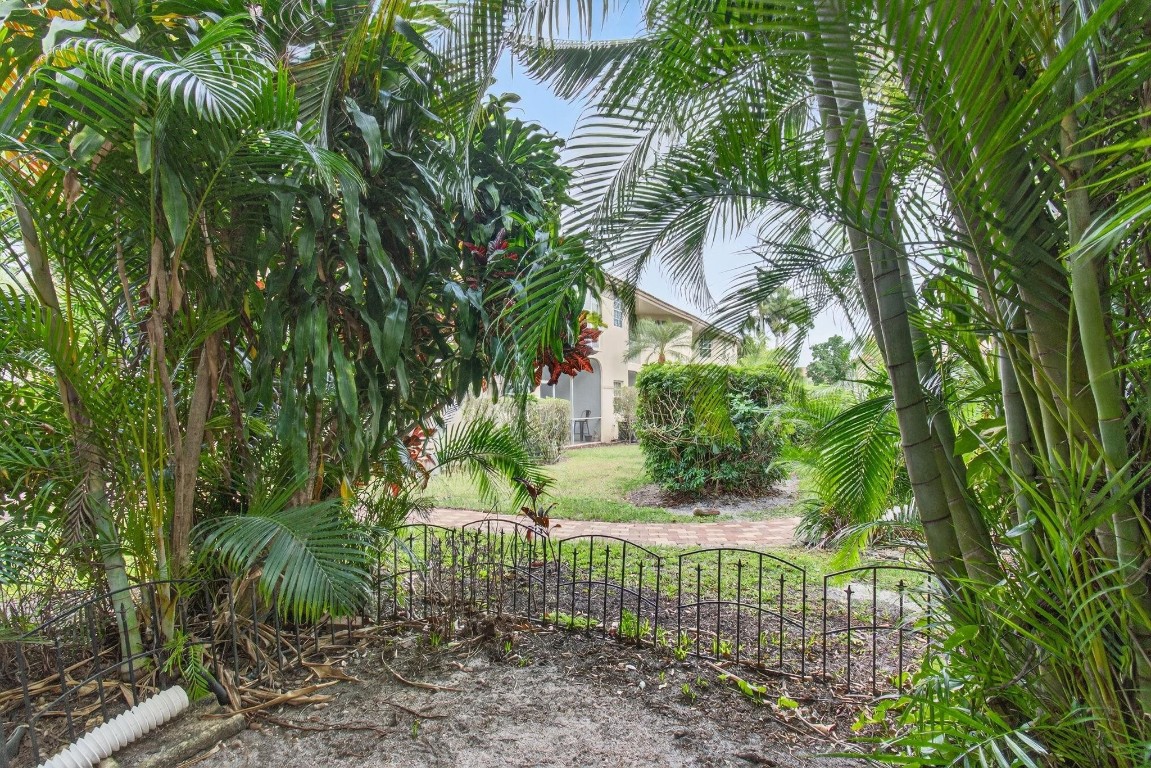 Plum At Boca Pointe - Residential