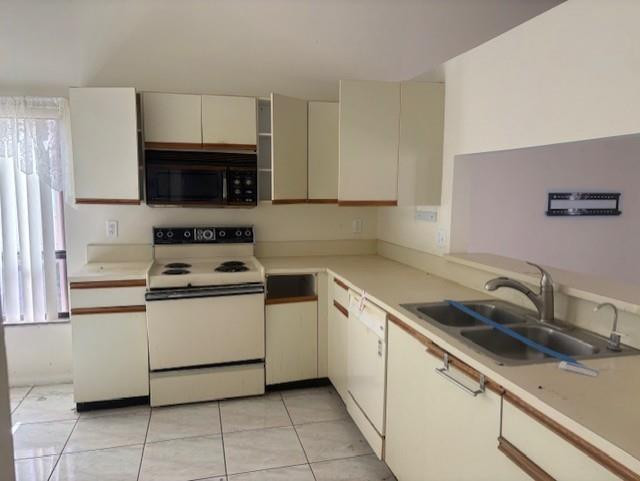 9332 Laurel Green Drive