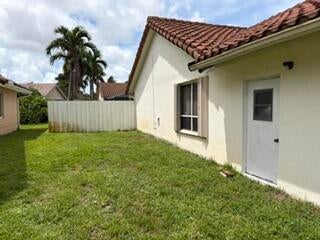 Properties | Stephanie Kaufman 9332 Laurel Green Drive
