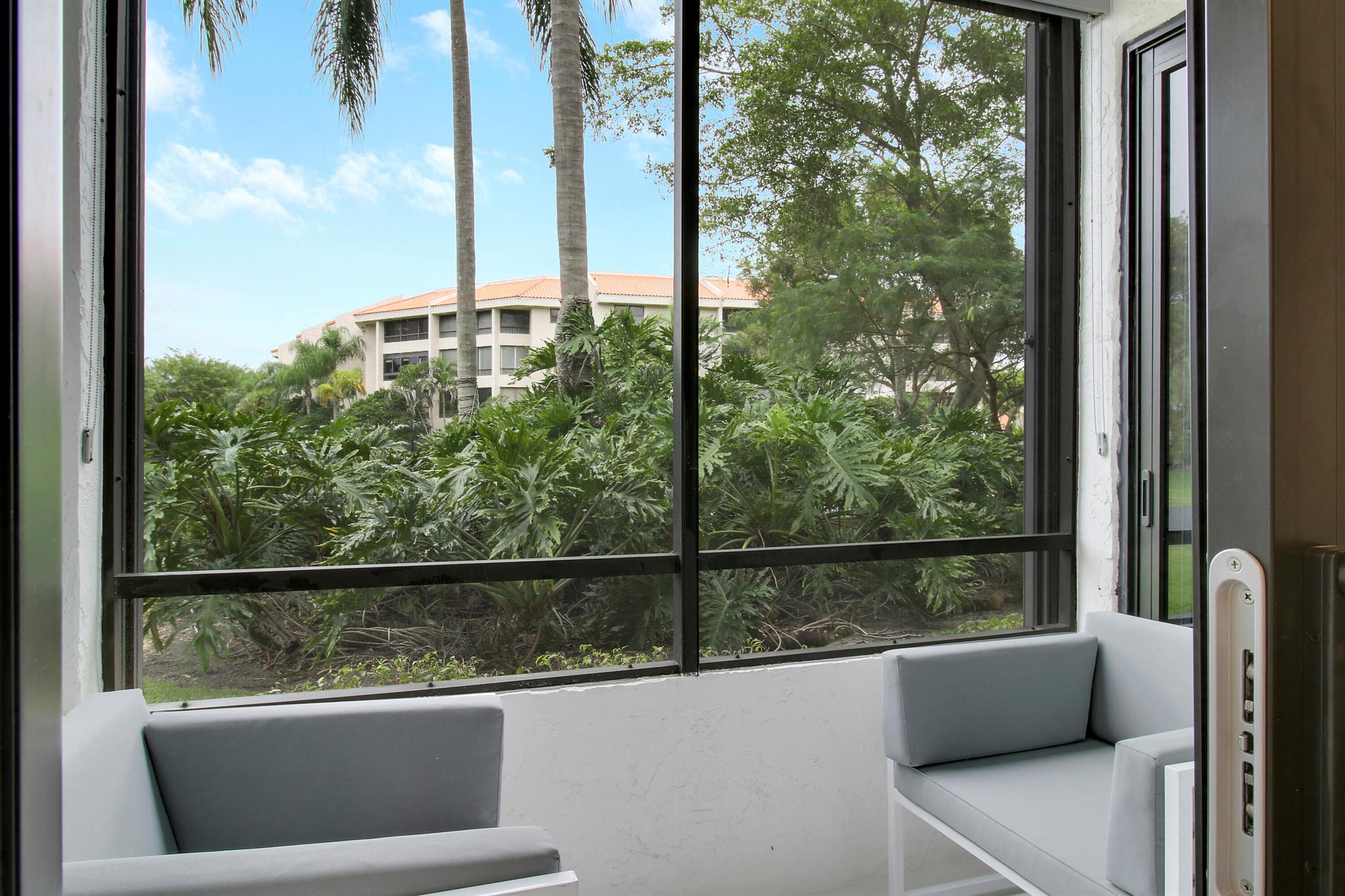 LA PAZ AT BOCA POINTE - Residential