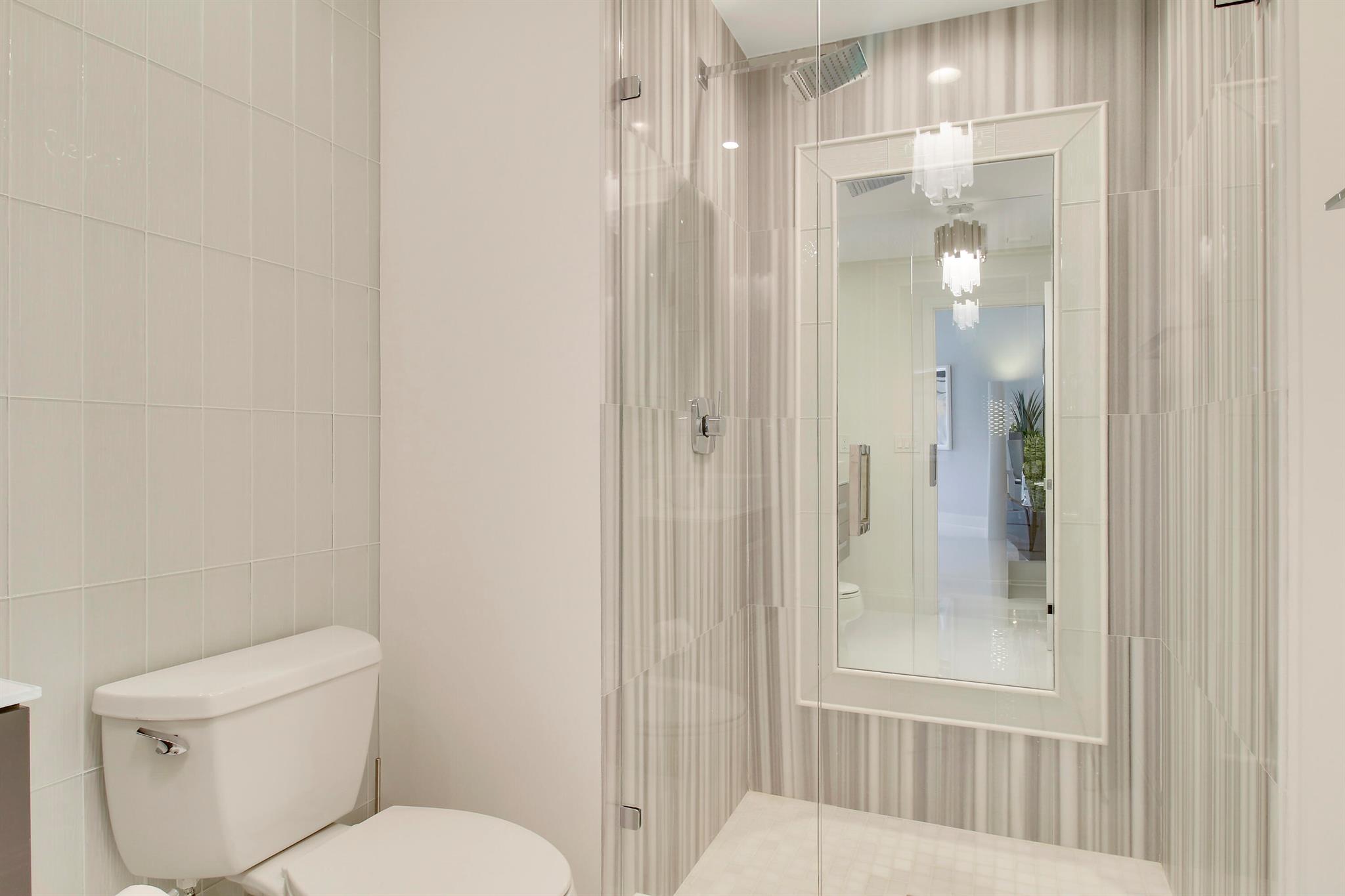 LA PAZ AT BOCA POINTE - Residential