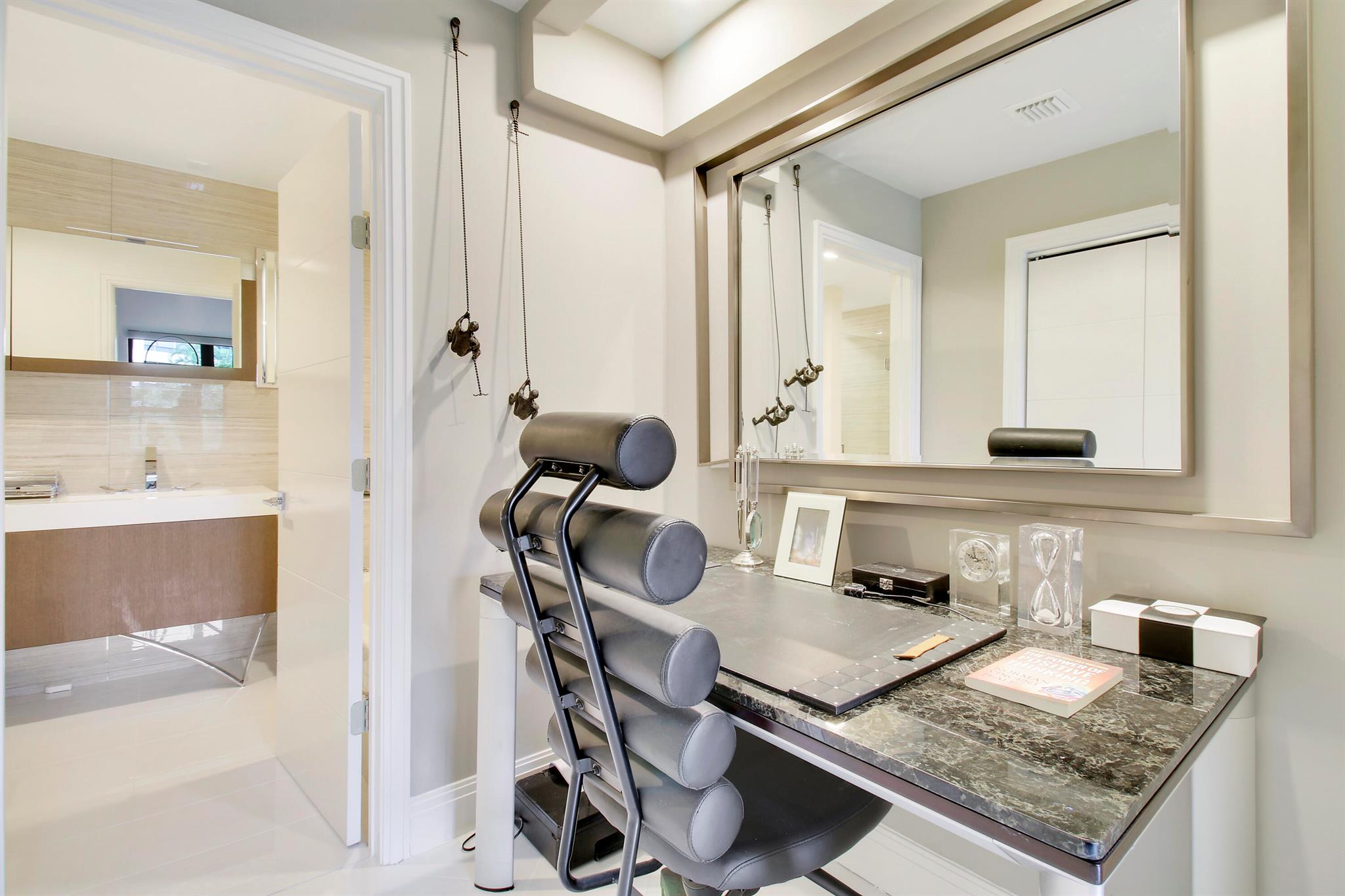 LA PAZ AT BOCA POINTE - Residential