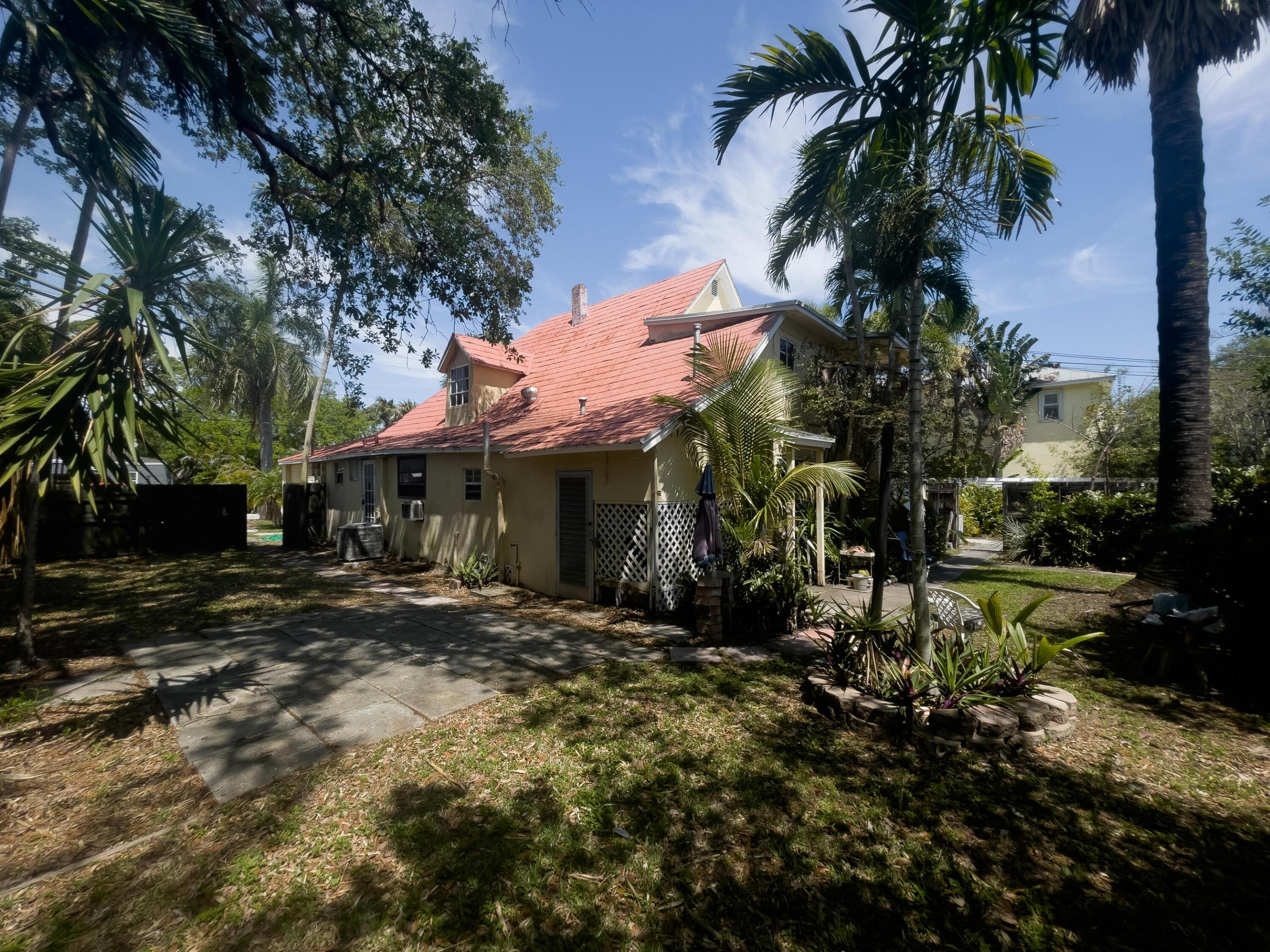 600 SW 9th Street 1-5