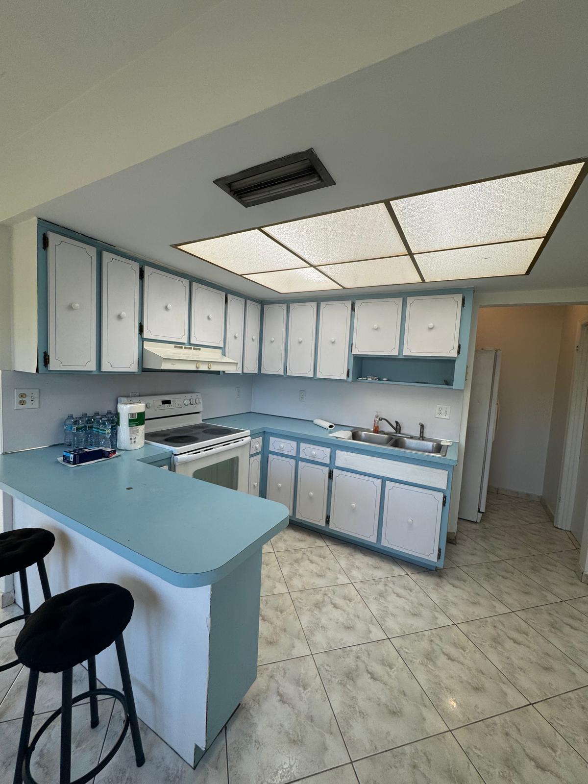 BOCA RATONE HGHTS - Residential