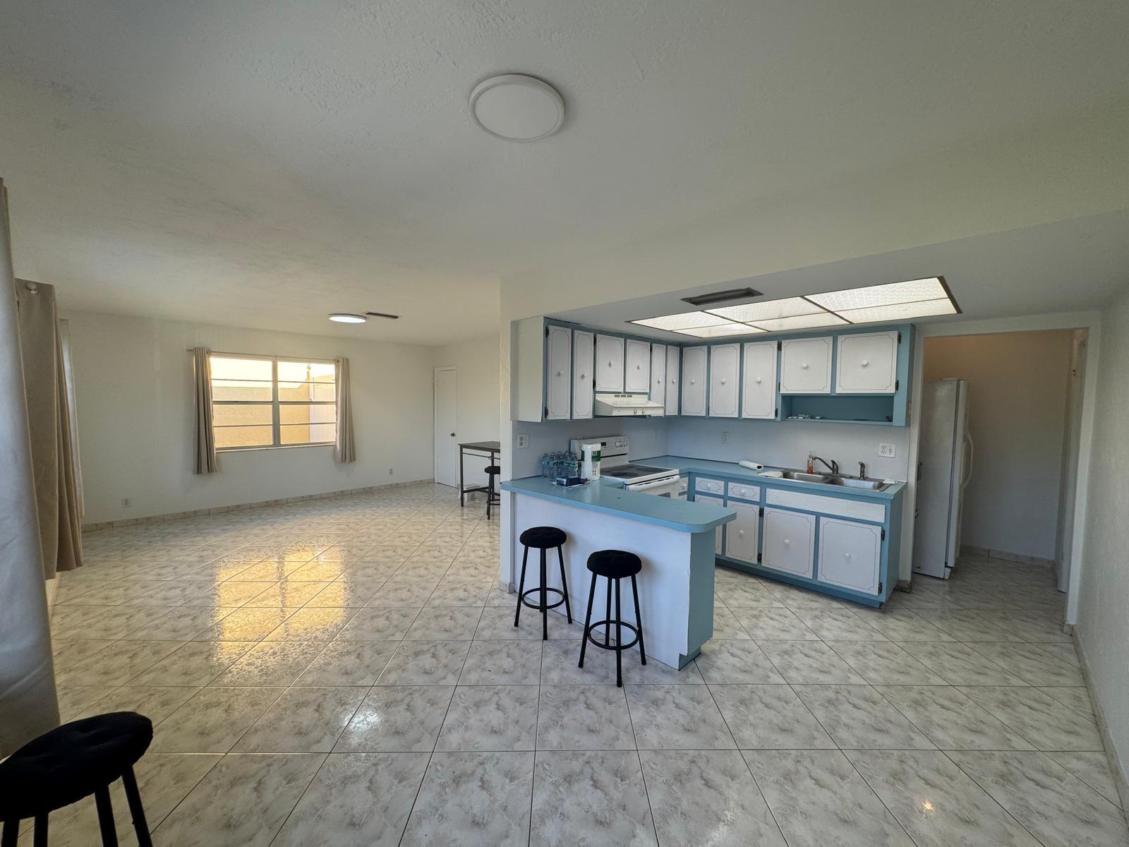 BOCA RATONE HGHTS - Residential