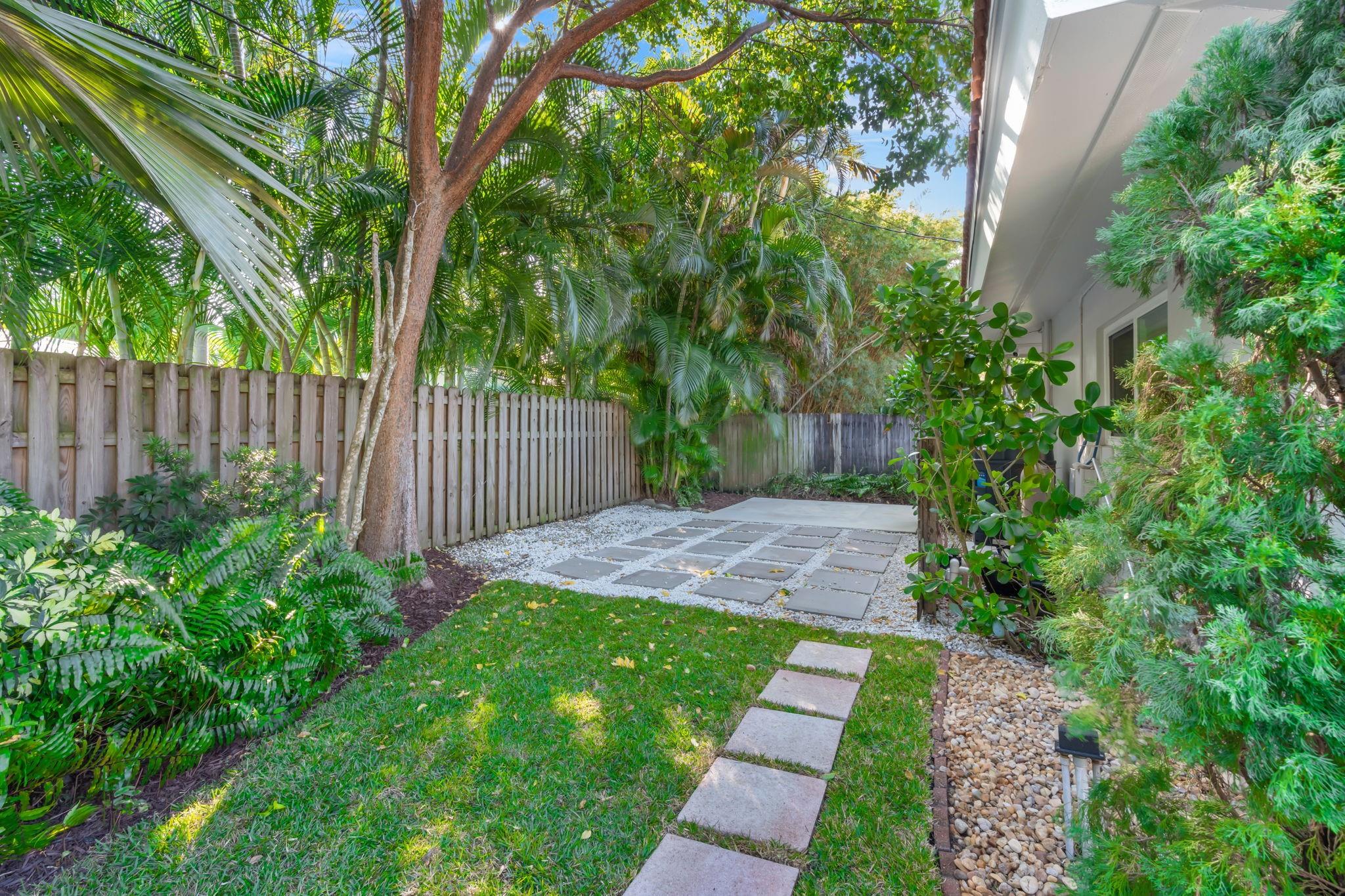 Coral Estates 32-29 B - Residential