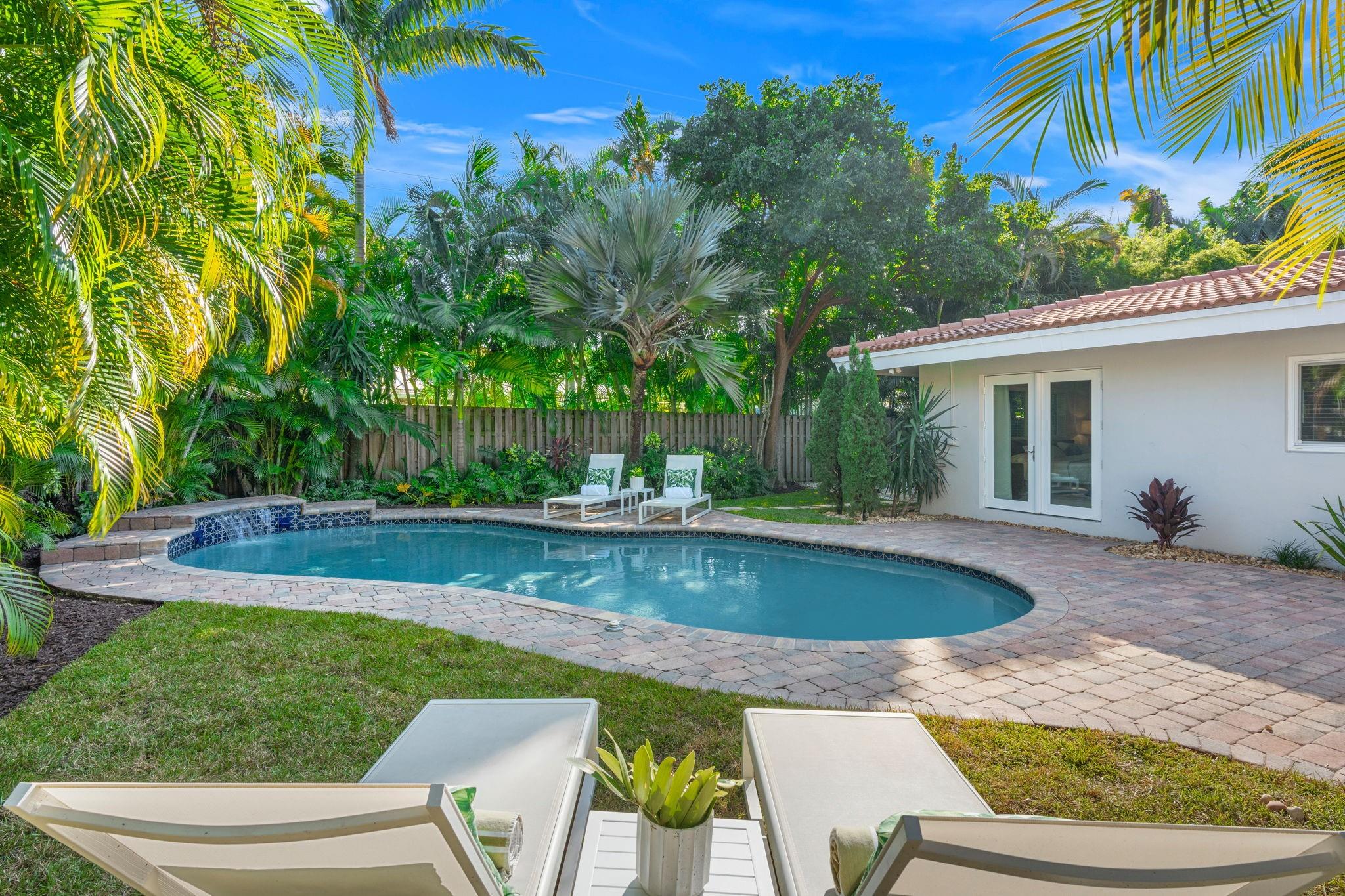 Coral Estates 32-29 B - Residential