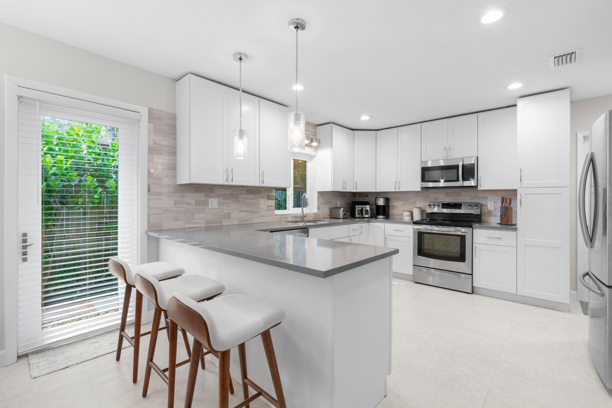 Coral Estates 32-29 B - Residential