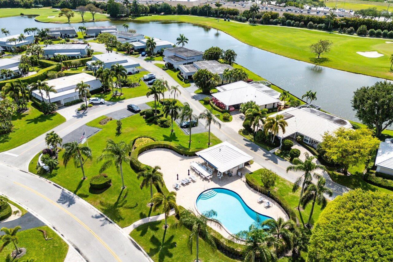 FRENCH ROYALE VILLAS - Residential