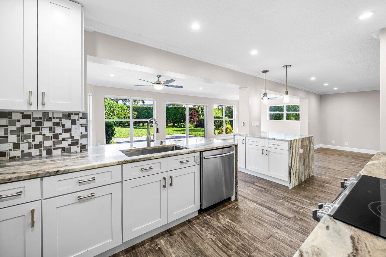 FRENCH ROYALE VILLAS - Residential