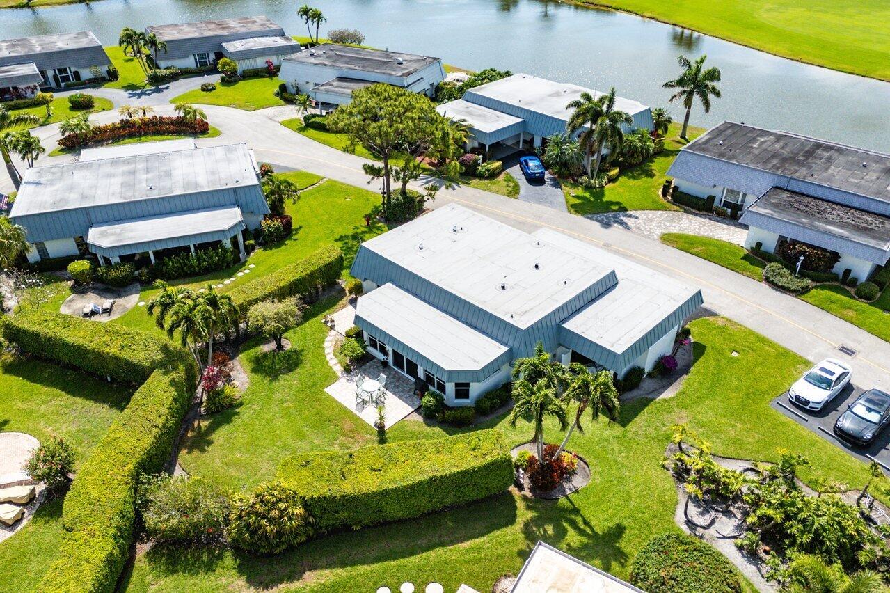 FRENCH ROYALE VILLAS - Residential