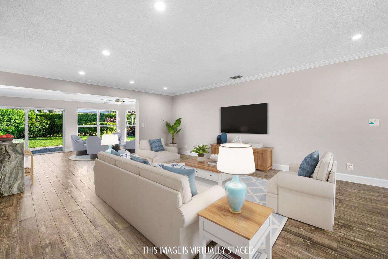 FRENCH ROYALE VILLAS - Residential