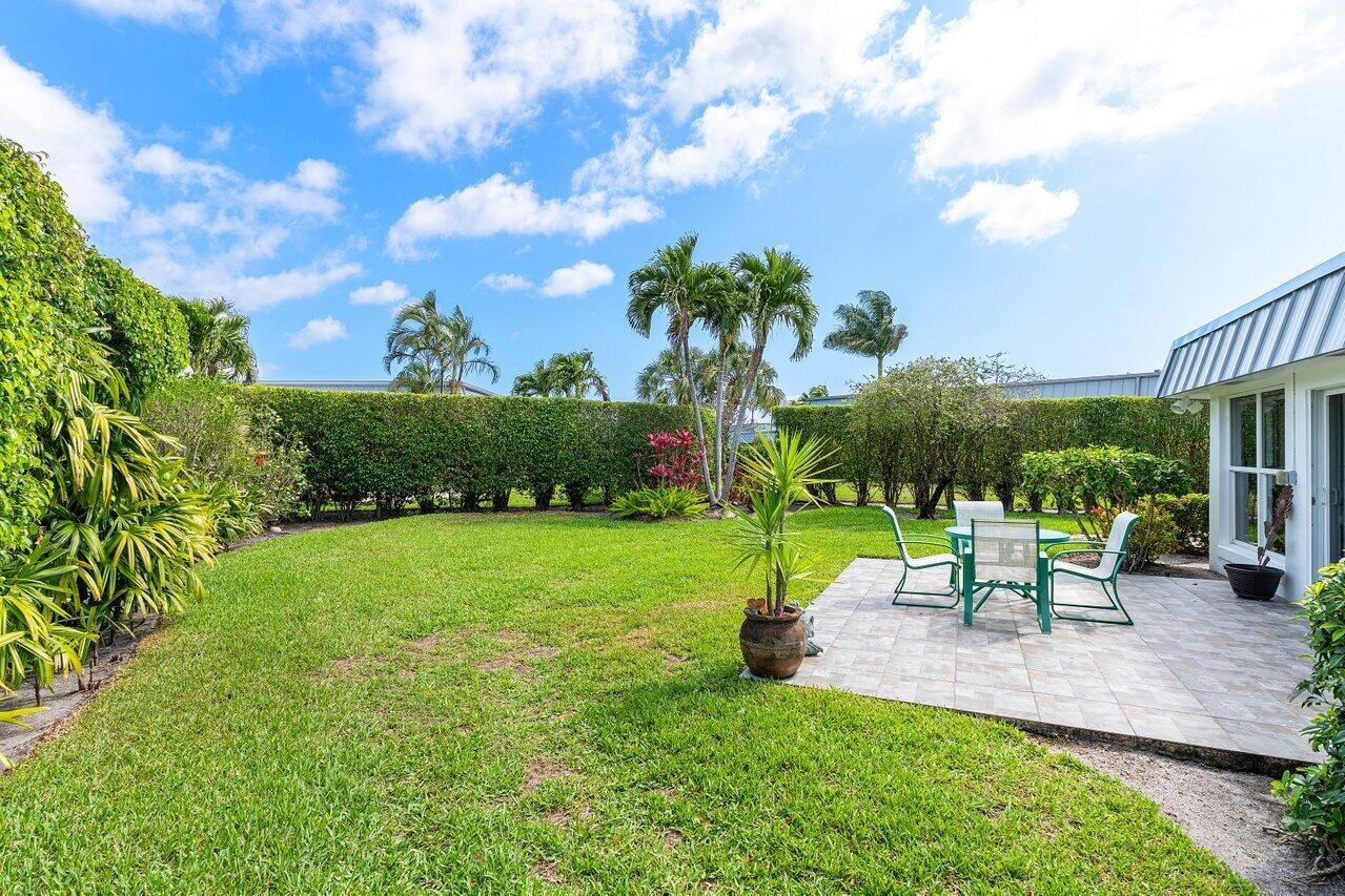 FRENCH ROYALE VILLAS - Residential