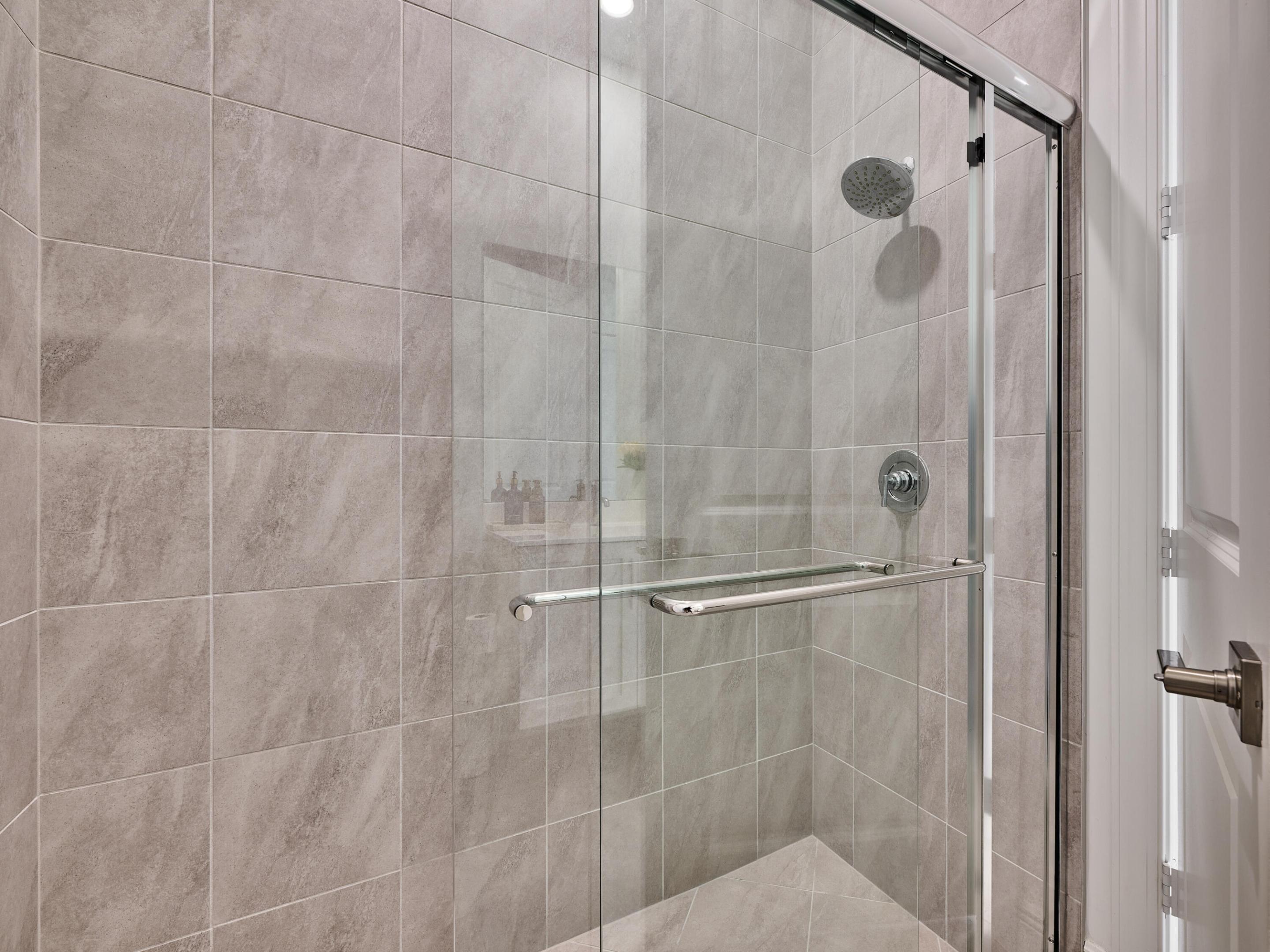 PARKLAND BAY - Residential