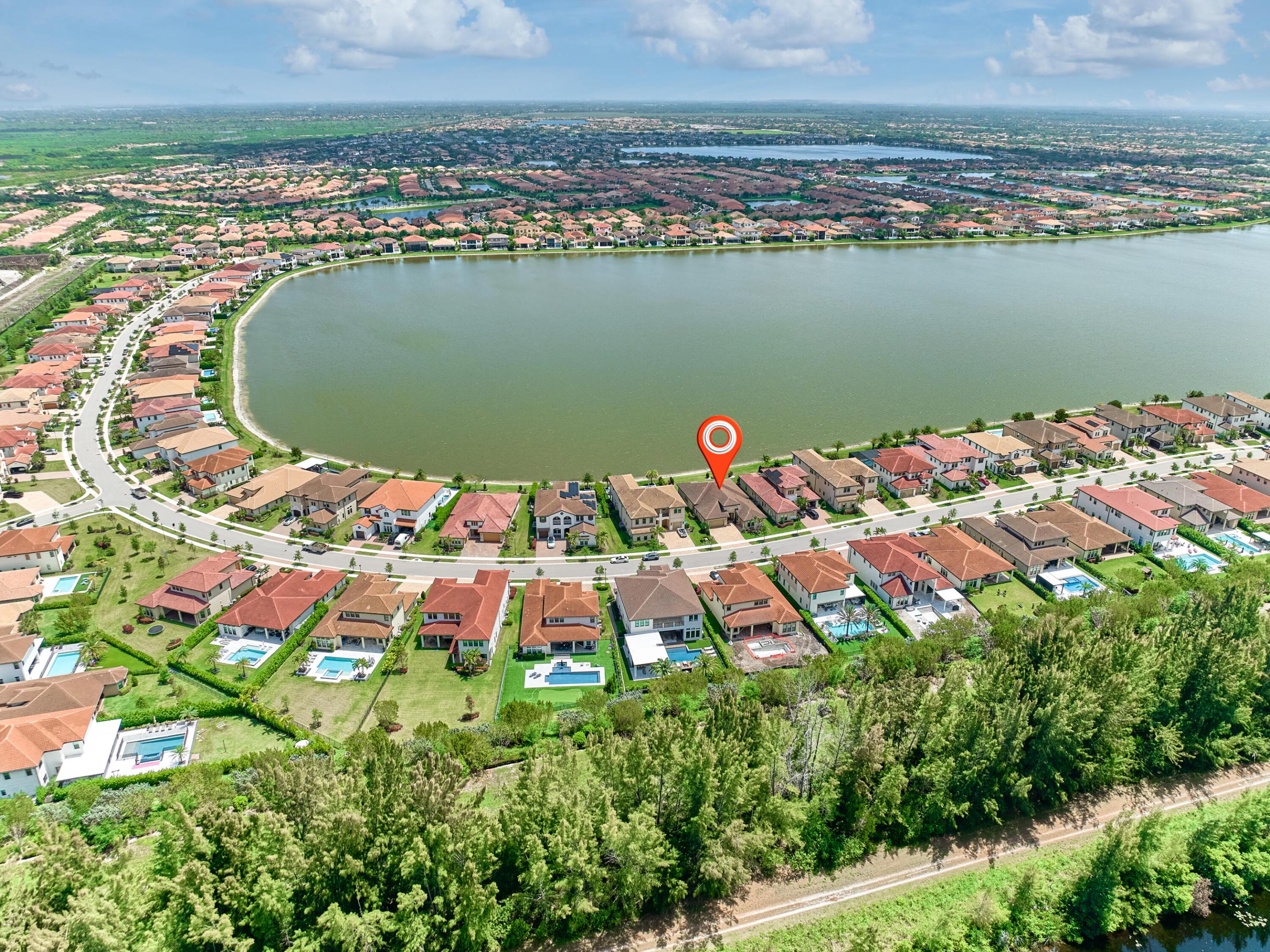 PARKLAND BAY - Residential