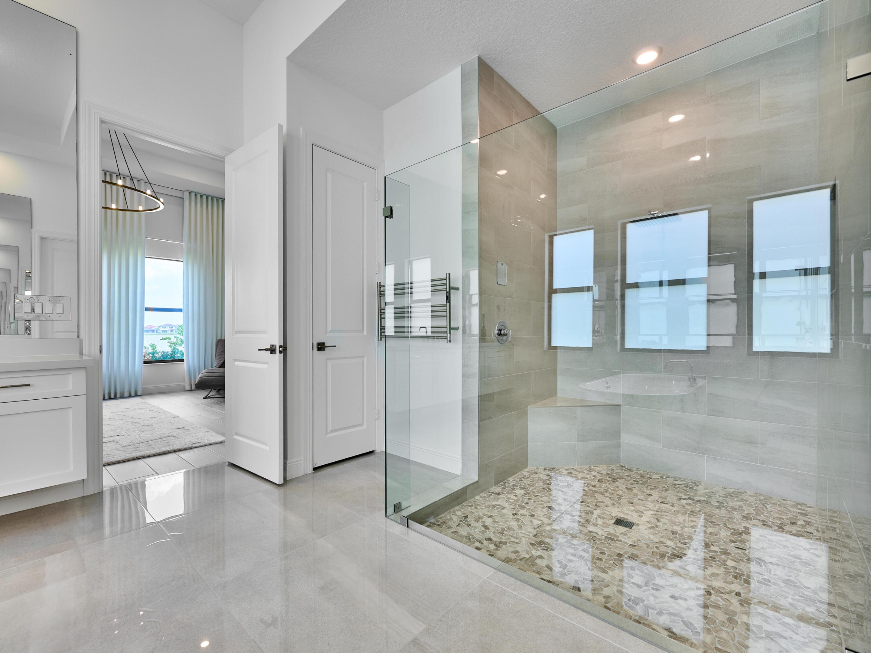 PARKLAND BAY - Residential