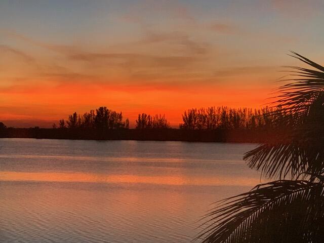 PARKLAND BAY - Residential