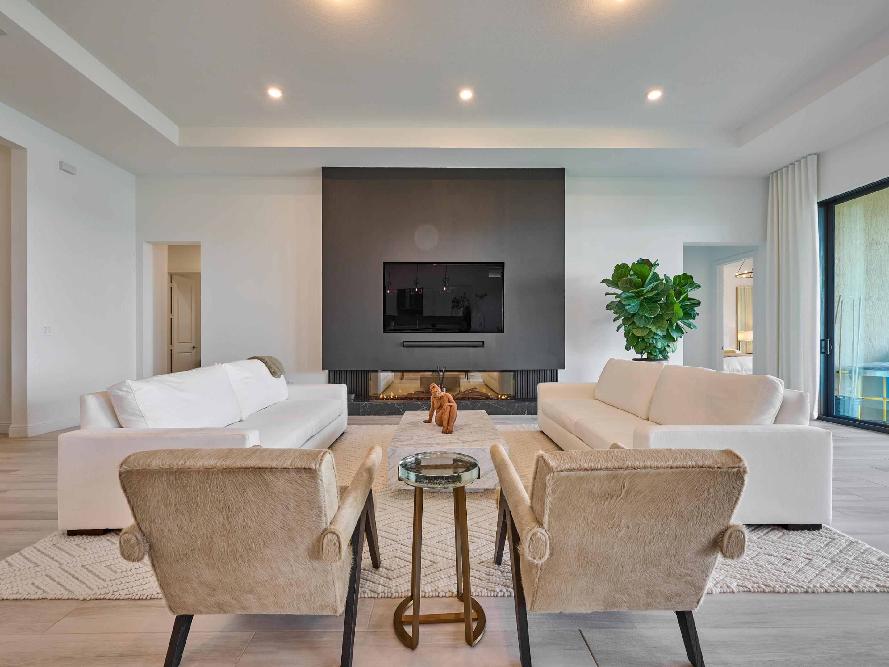 PARKLAND BAY - Residential