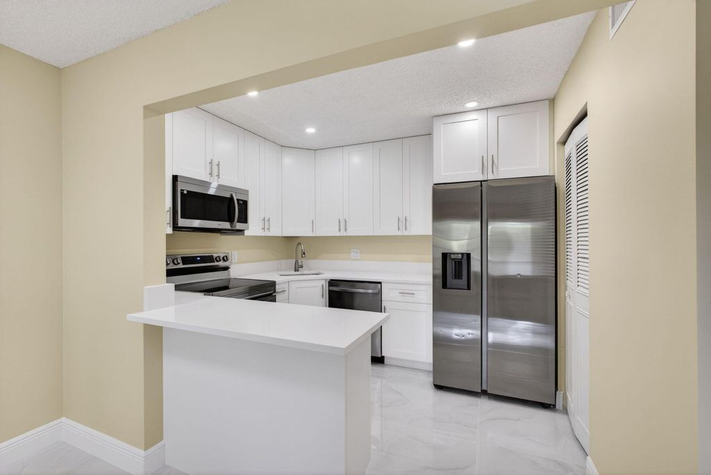 Photo of 4947 Sable Pine Circle #D2, West Palm Beach, FL 33417 (MLS # B26013624)