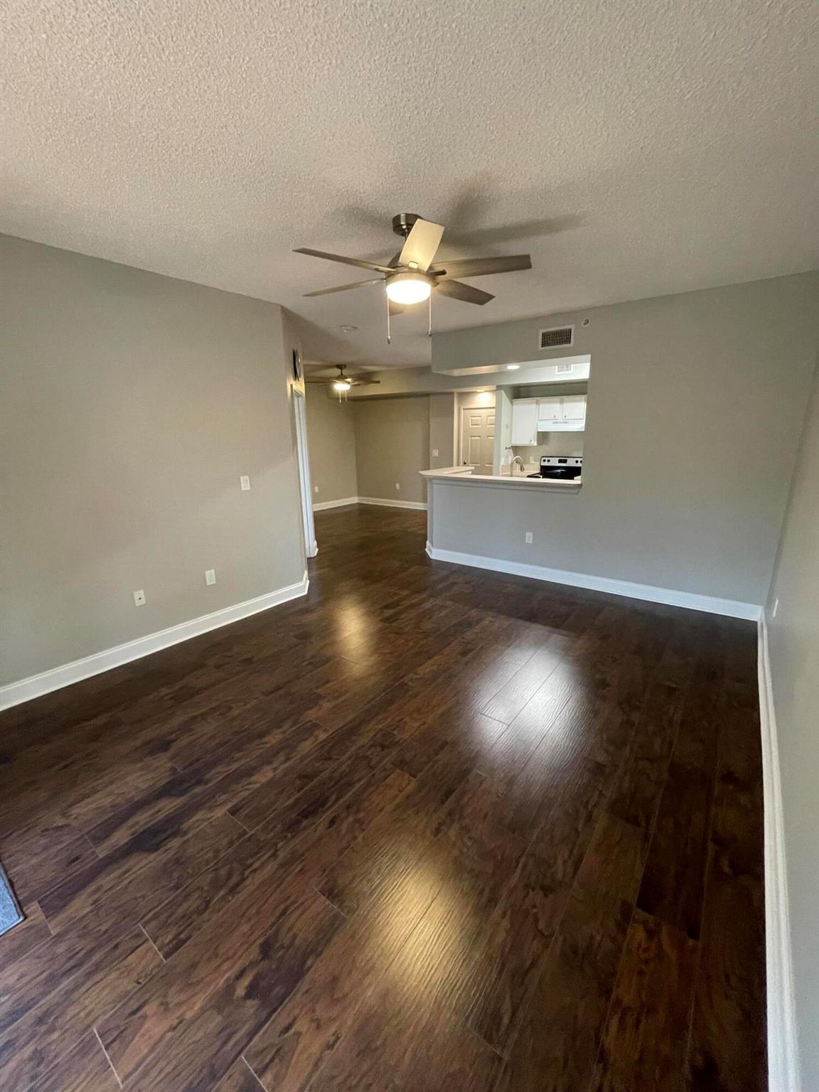 HYPOLUXOS MARINERS CAY CO - Residential Lease