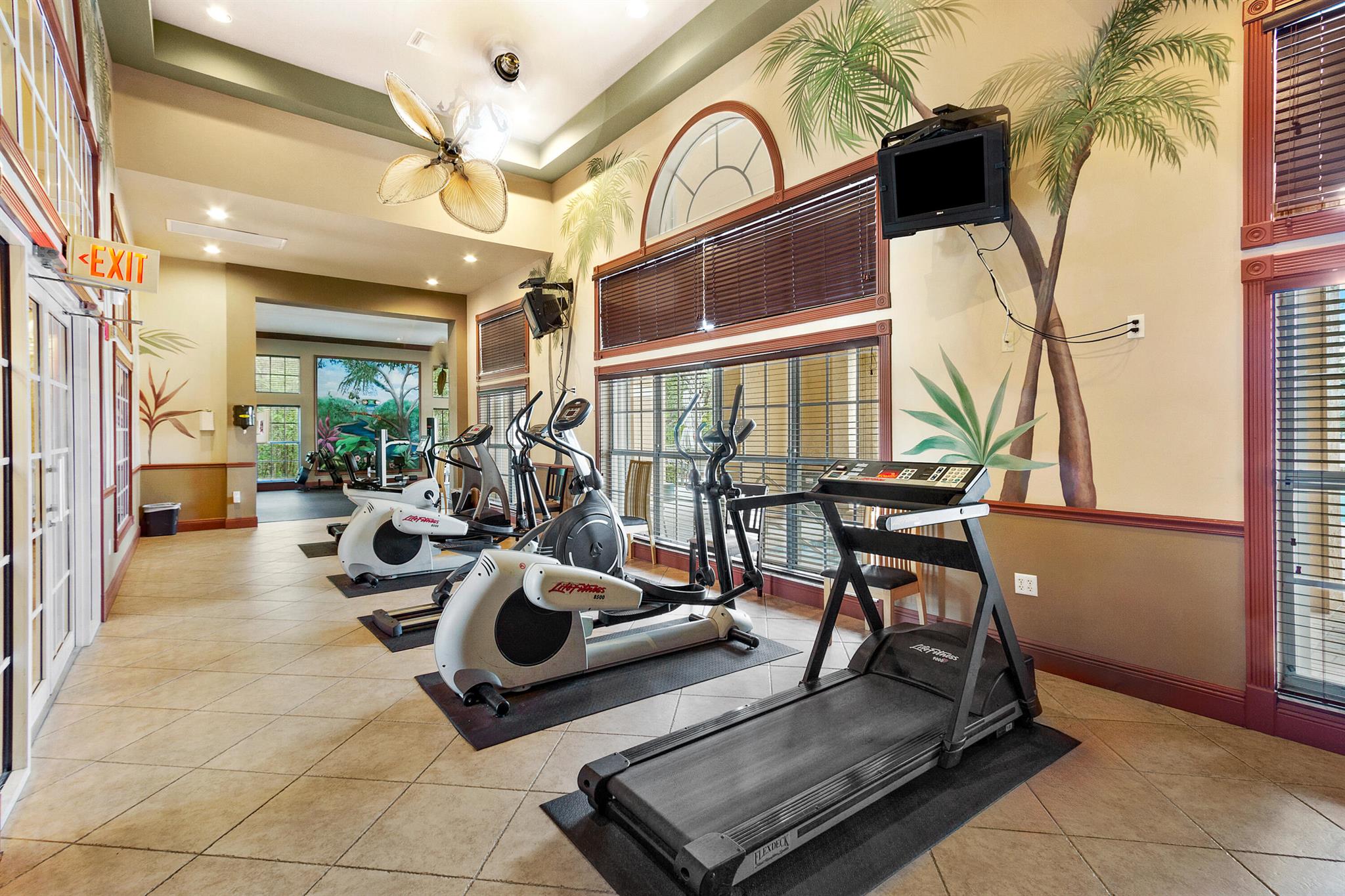 HYPOLUXOS MARINERS CAY CO - Residential Lease