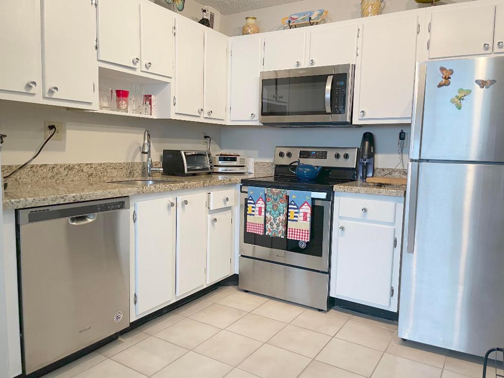 15036 Ashland Lane 51, Delray Beach, FL, 33484/$105,000 3 15036 Ashland Lane 51