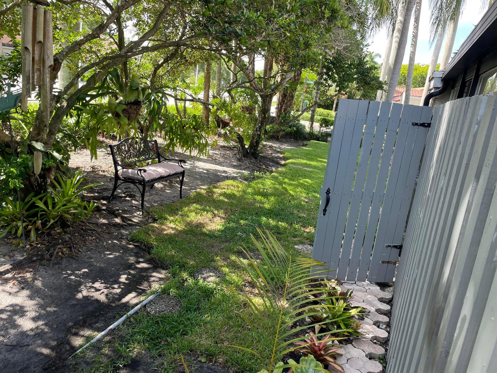 COUNTRY ISLES PHASE II - Residential