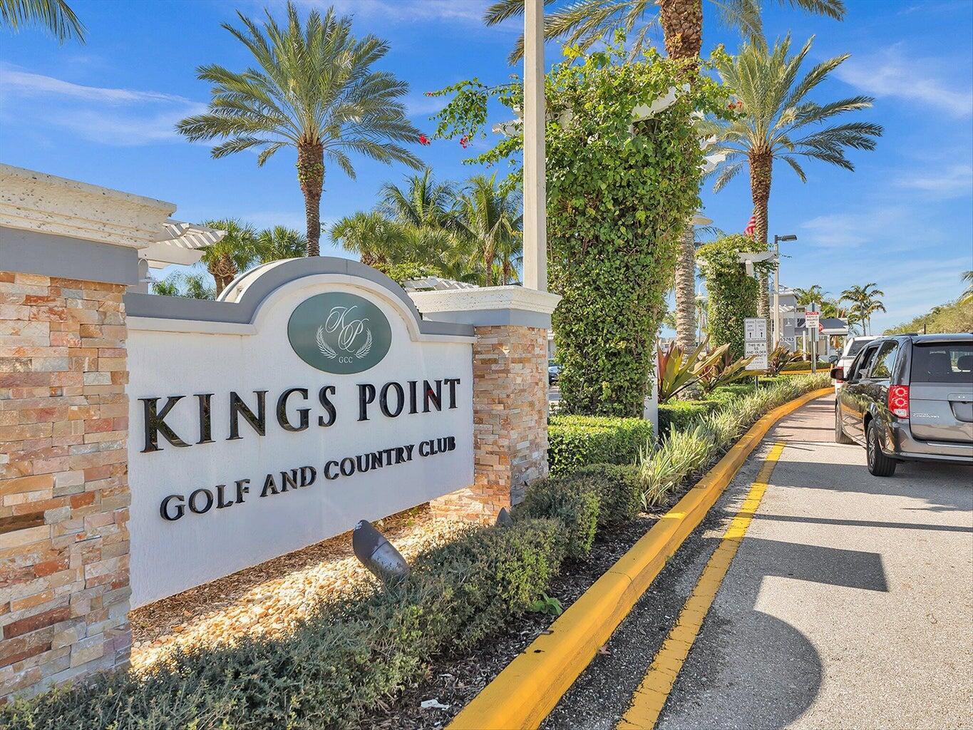 KINGS POINT BURGUNDY COND - Residential