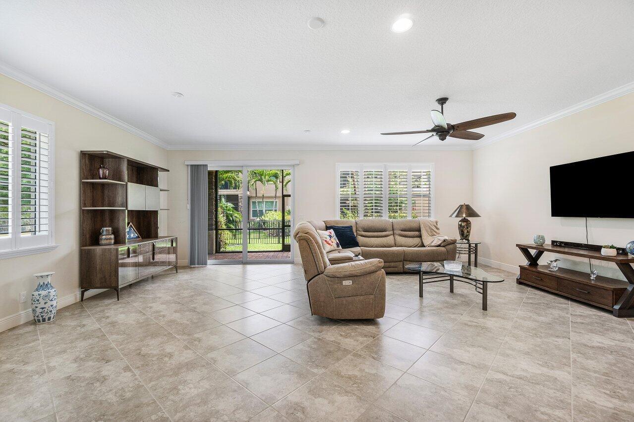 BINKS POINTE - Residential Lease