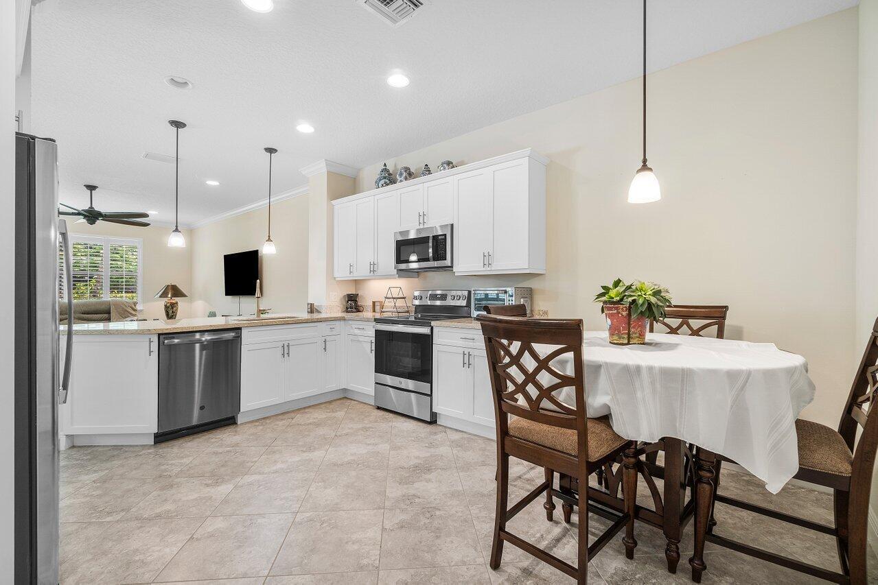 BINKS POINTE - Residential Lease