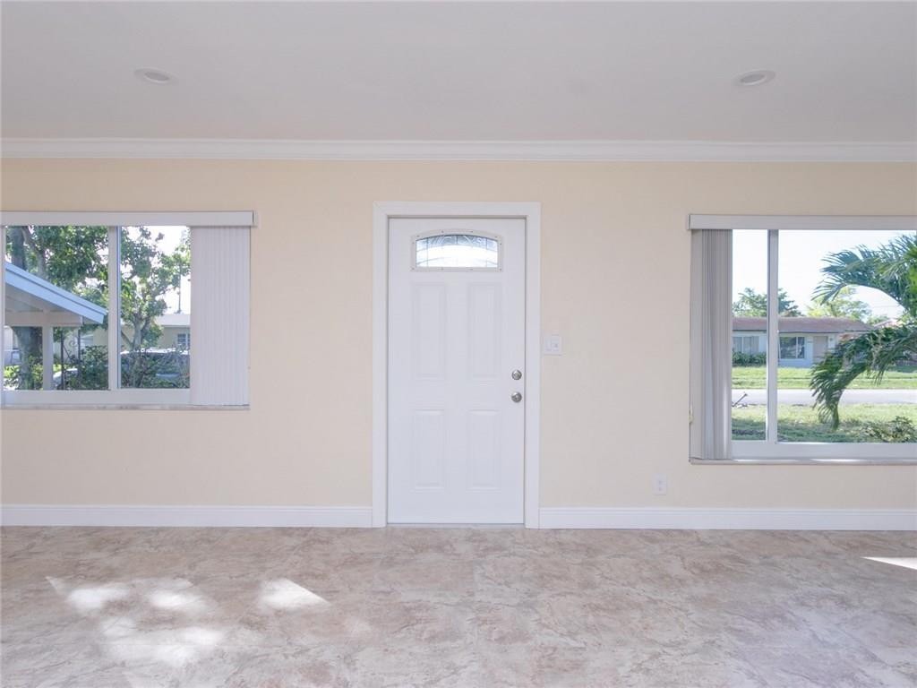 Broadview Country Club Es - Residential