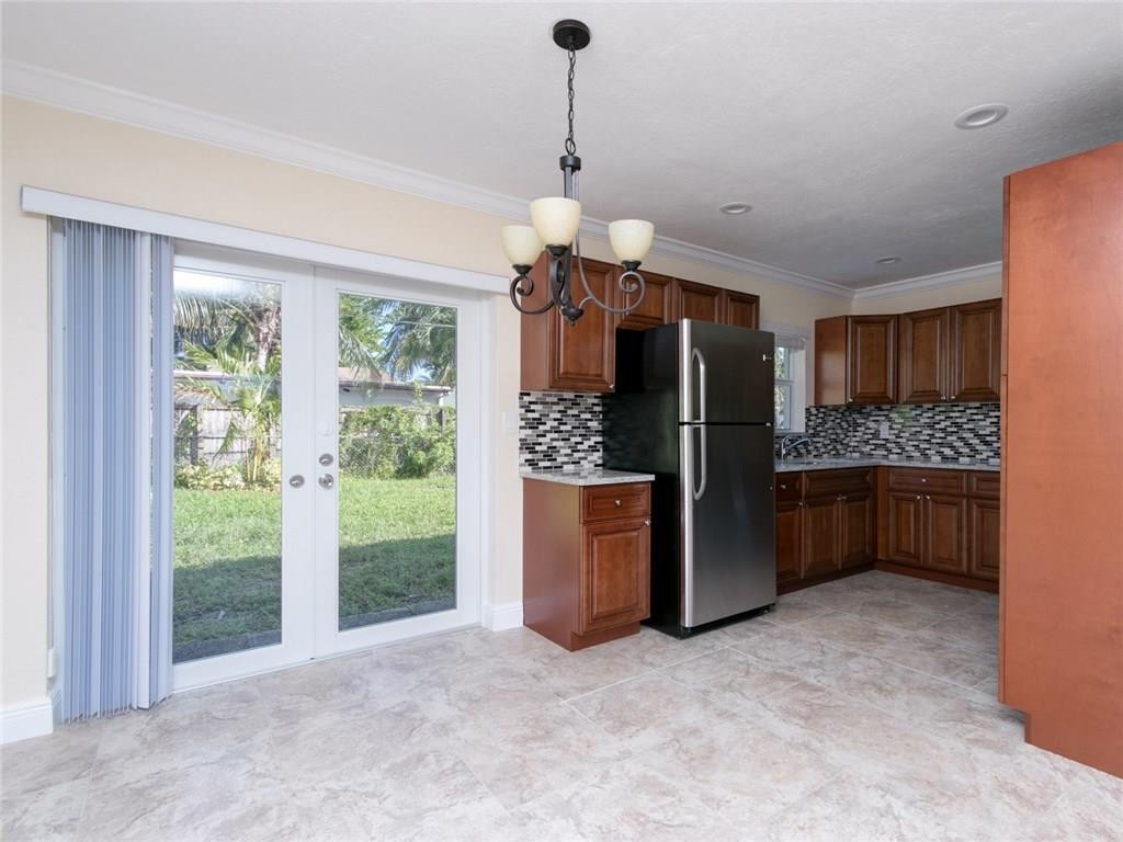 Broadview Country Club Es - Residential