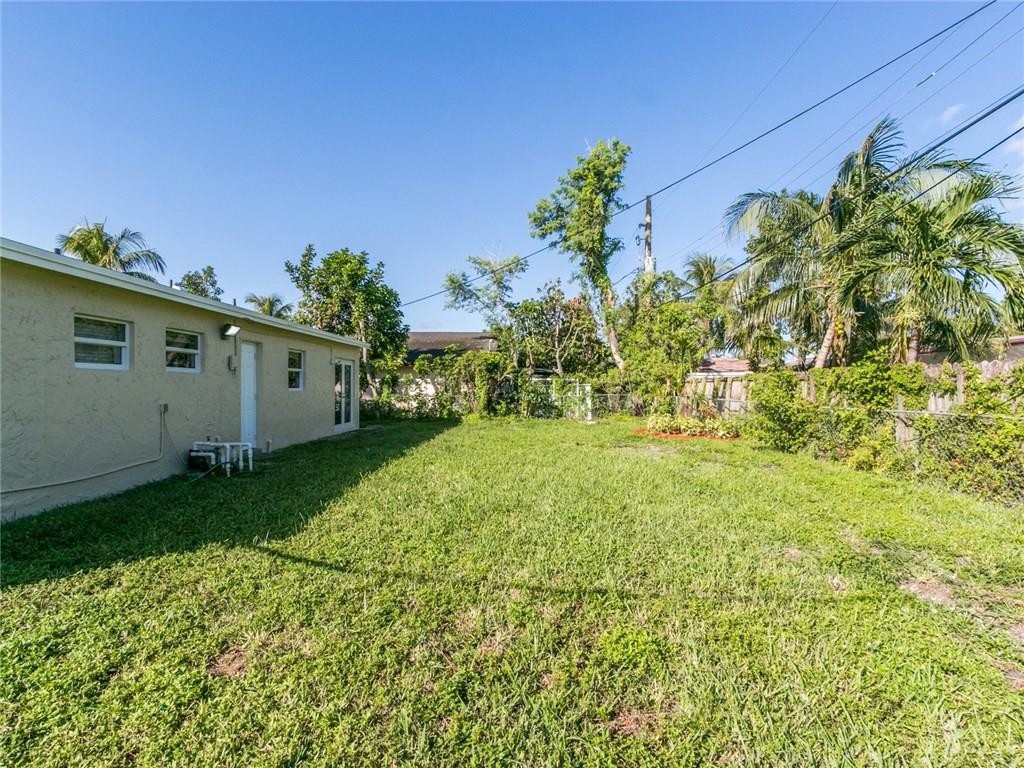 Broadview Country Club Es - Residential