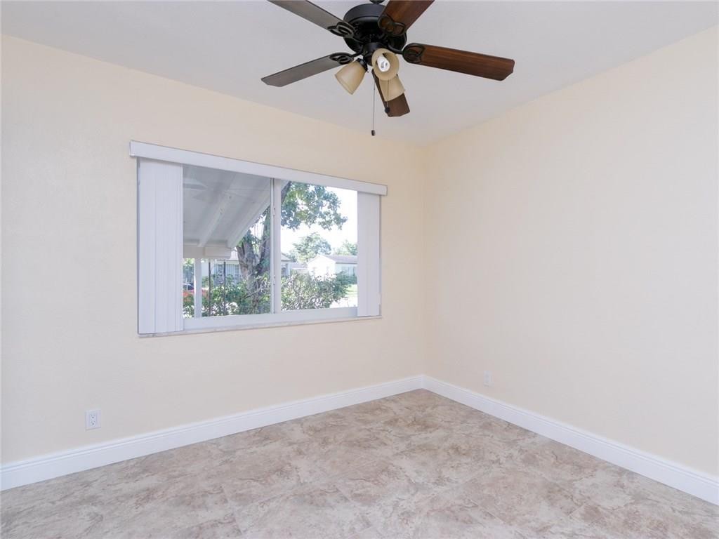 Broadview Country Club Es - Residential