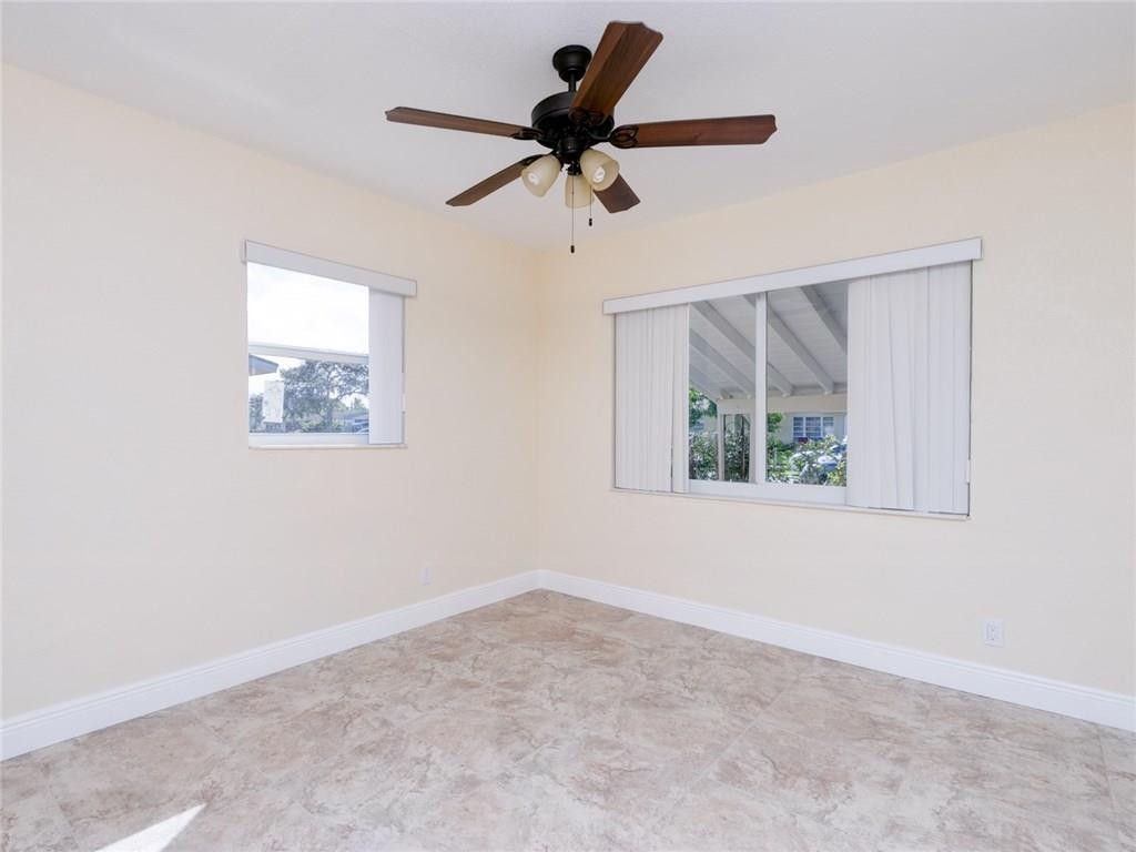 Broadview Country Club Es - Residential